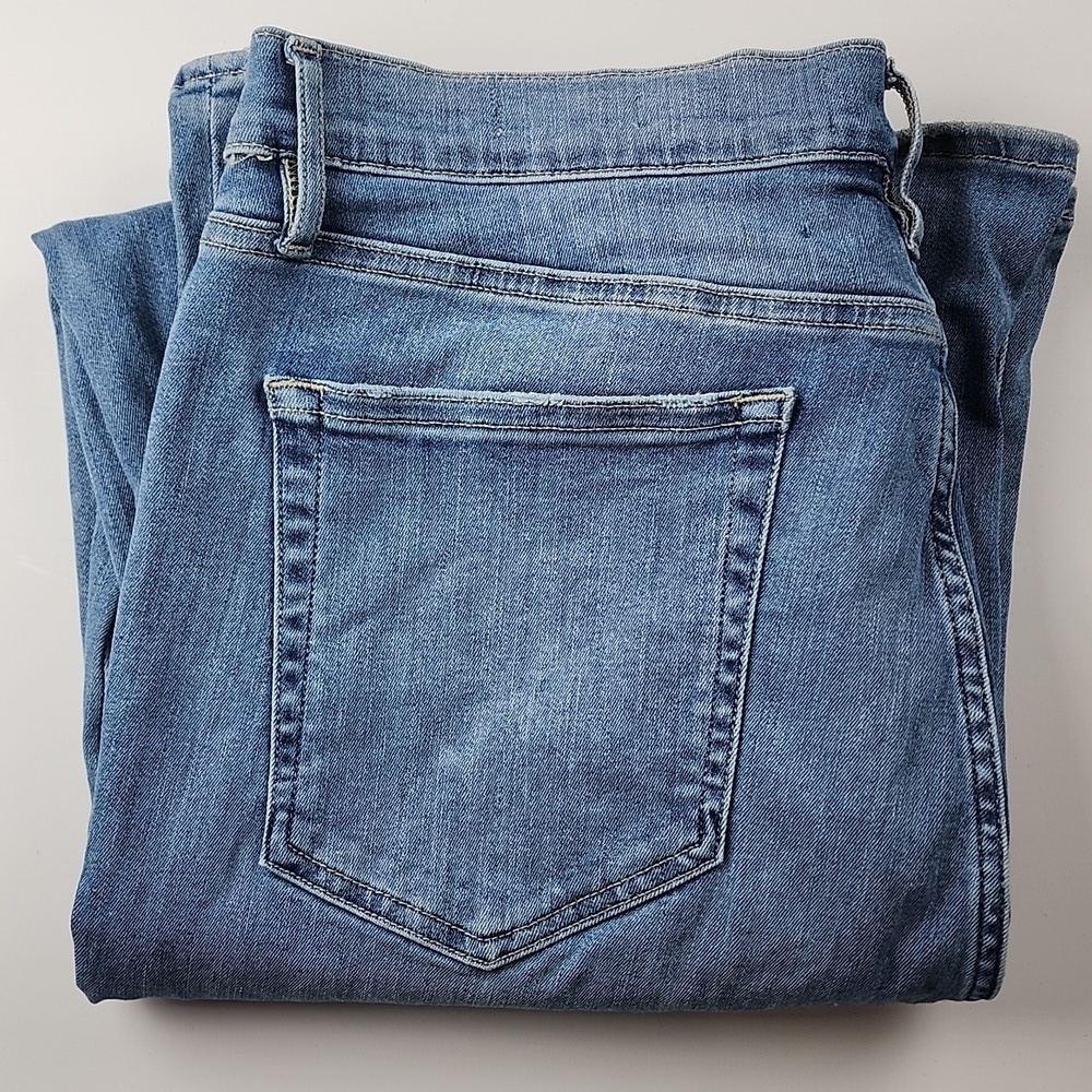 FRAME Le Easy Flare Light Wash High Rise Stretch Jeans Size 33 - Picture 11 of 11